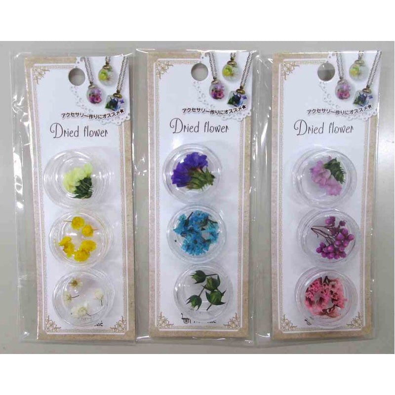 Today's Dried flower - ドライフラワーの切れ端やポプリを瓶詰めした、ボトルフラワー。１００均に販売しているアイテムで簡単に作れるので、ぜひ手作りを。ヌボー生花店nubowadorer長野市花屋長野市カフェ長野市cafe長野カフェ長野県カフェお花のある