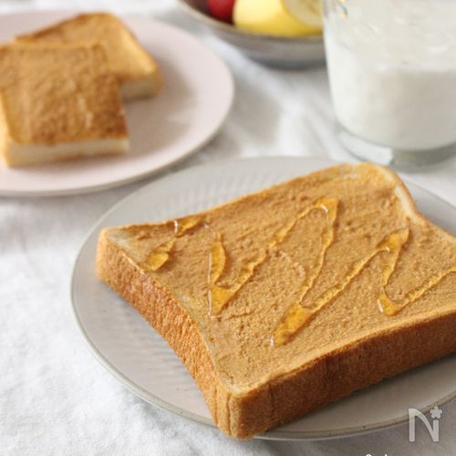 離乳完了期 1才～1才6ヵ月ごろかぼちゃとバナナとレーズンのロールパンサンド