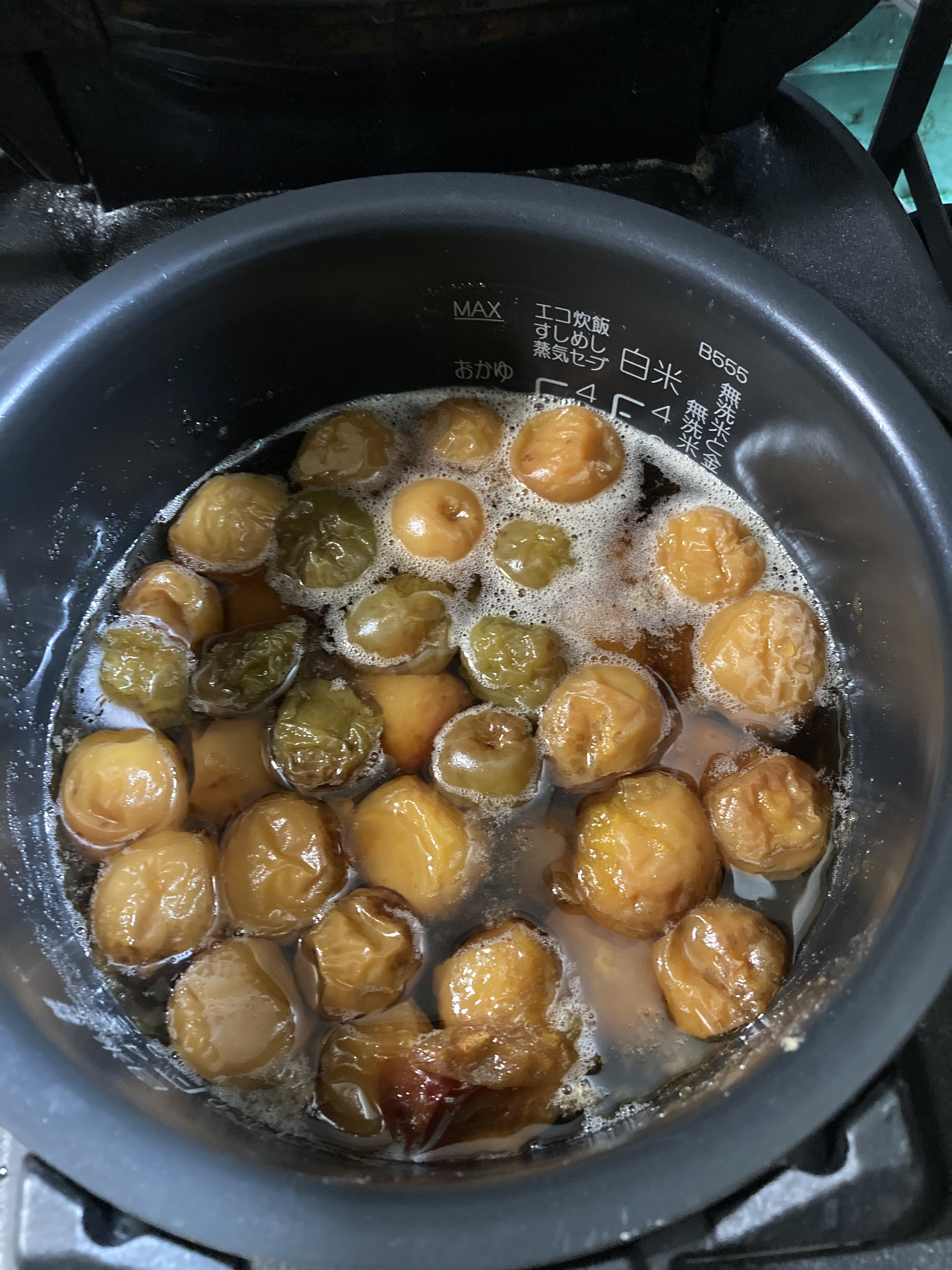 炊飯器で梅の甘露煮 梅シロップ❣️Japanese plum stewed in Japanese plumsplum syrup❣️