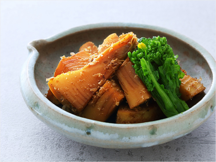 混ぜて炊くだけ！たけのこご飯