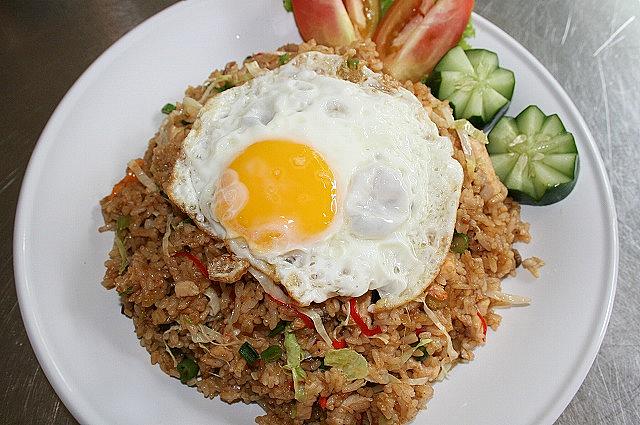 カルディ ナシゴレンの素 具材と作り方のコツ・レシピ。簡単に本格的なナシゴレンを作るならコレ。口コミ・感想・レビュー・評判神楽坂の休日ブログ