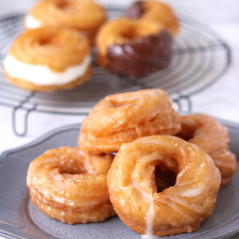 ミスド新作 「生フレンチクルーラー」3種を食べ比べ！イエモネ