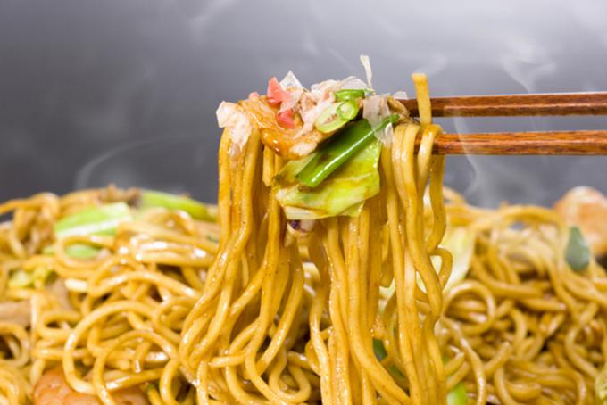 めちゃウマ！粉末ソースも大活用”脱マンネリ”焼きそば麺レシピ