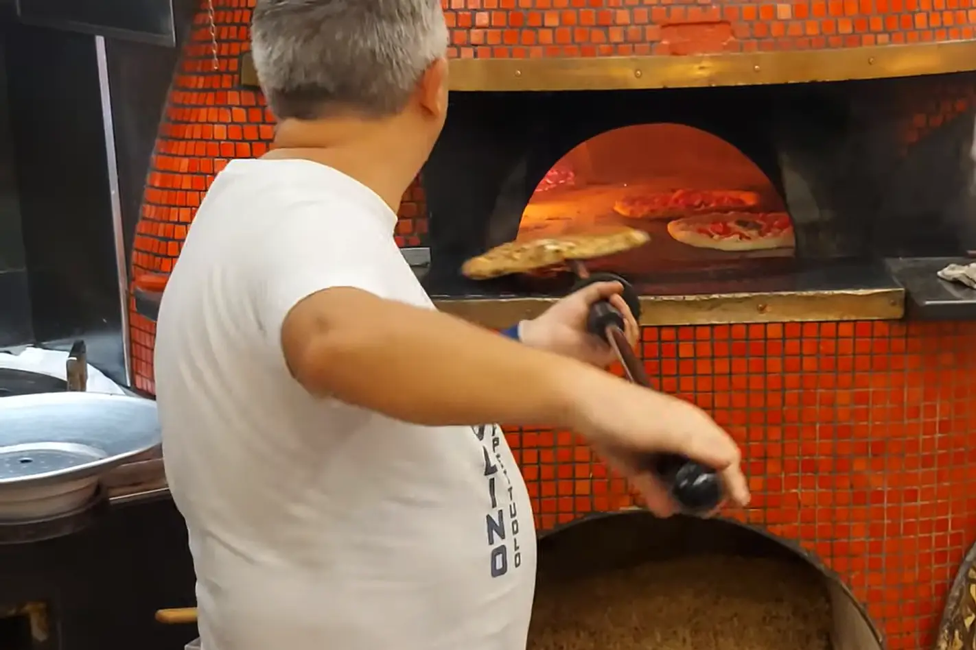 ピザ発祥の地ナポリ！イタリアで1番美味しいナポリピザの名店5選トラベルスタンダードジャパン