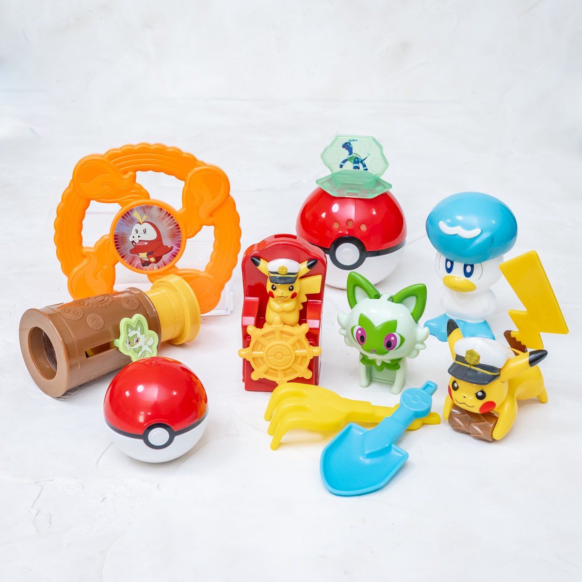 94' マクドナルドトイ アメリカのハッピーセットのおもちゃ 13個セット 全15種中ヴィンテージのミールトイHoney Antique~ヴィンテージ・アメリカン雑貨・アンティーク・アメトイ・インテリア小物・ミールトイのお店