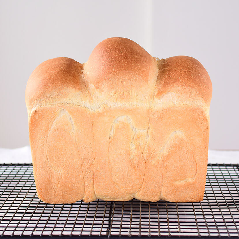 パンにカビがついてたら、その部分だけ取って「焼いて食べれば大丈夫」と思ってる方はいませんかー？フードアナリストちぇりのホーチミンの美味いもん