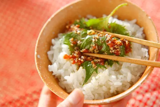 大葉がアクセント♪豆腐入り鶏つくねきっずごはん