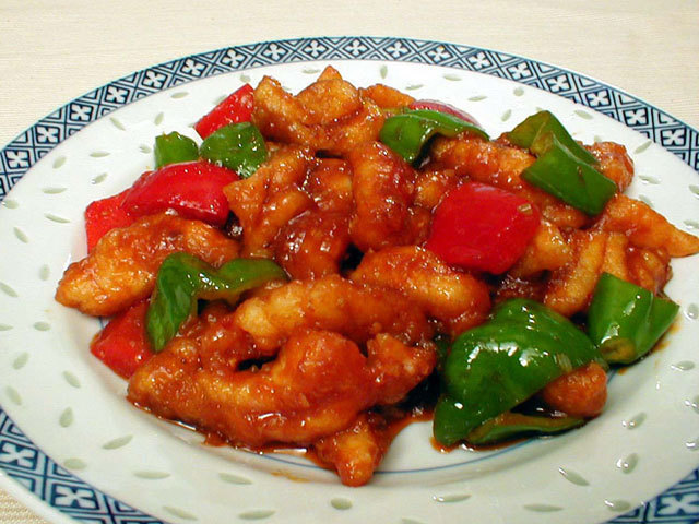 白身魚のチリソース炒めひよこ食堂