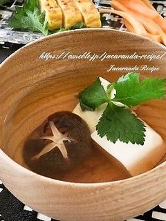 豆腐とわかめのお吸い物