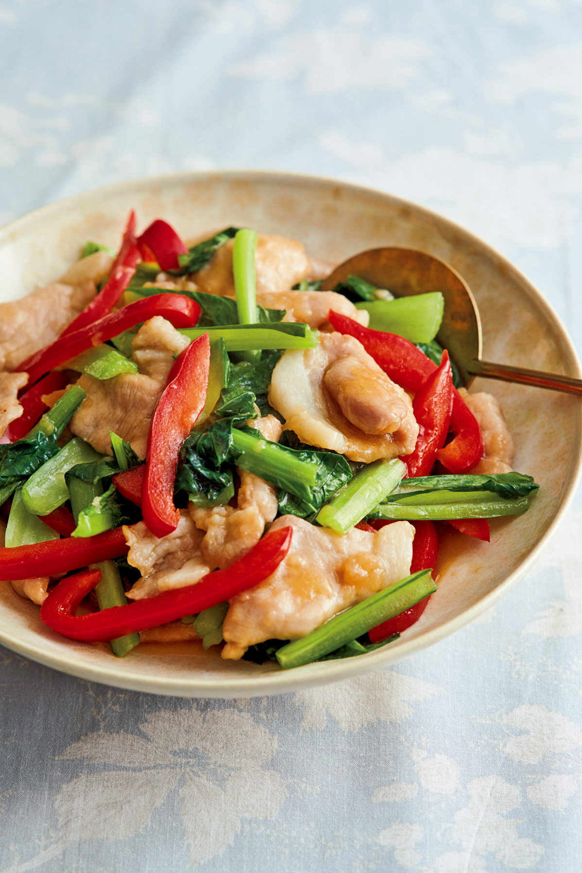 パプリカとしいたけのおかか炒め