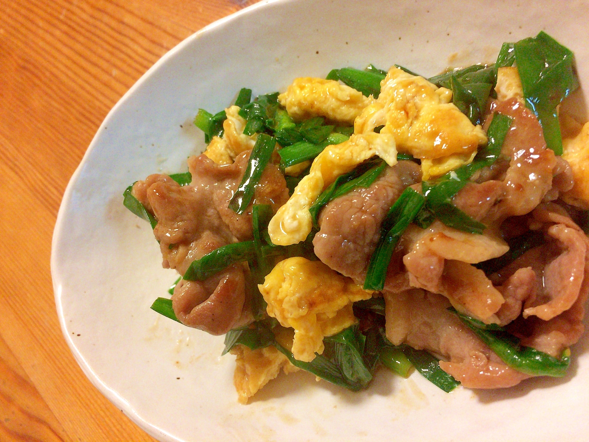 たまごとニラのオイスターソース炒め