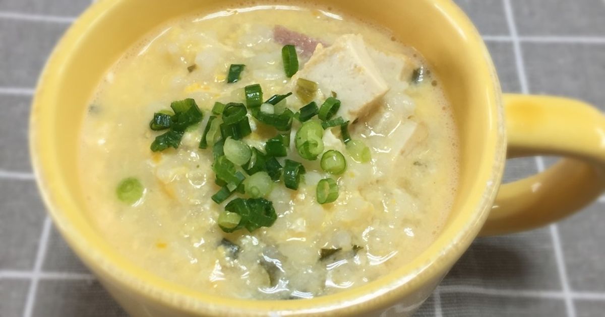 3歳児 食欲ない時の 『うちの風邪おじや🍲』 たまご雑炊⚠味噌の工程が抜けていました🙇‍♂️ 溶き卵を入れる前に味噌を溶き入れます。画像の工程10の後⚠ わが家の一例です。 あさぽん 3歳 、 先日、久々に風邪ひいてました🤧 風邪で保育園休んだの1年ぶりかも