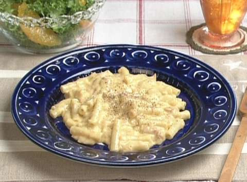 マカロニチーズのレシピ！アメリカンなディナーをどうぞ♪夕飯の献立はコレがお勧め！おさるの日めくり献立帖