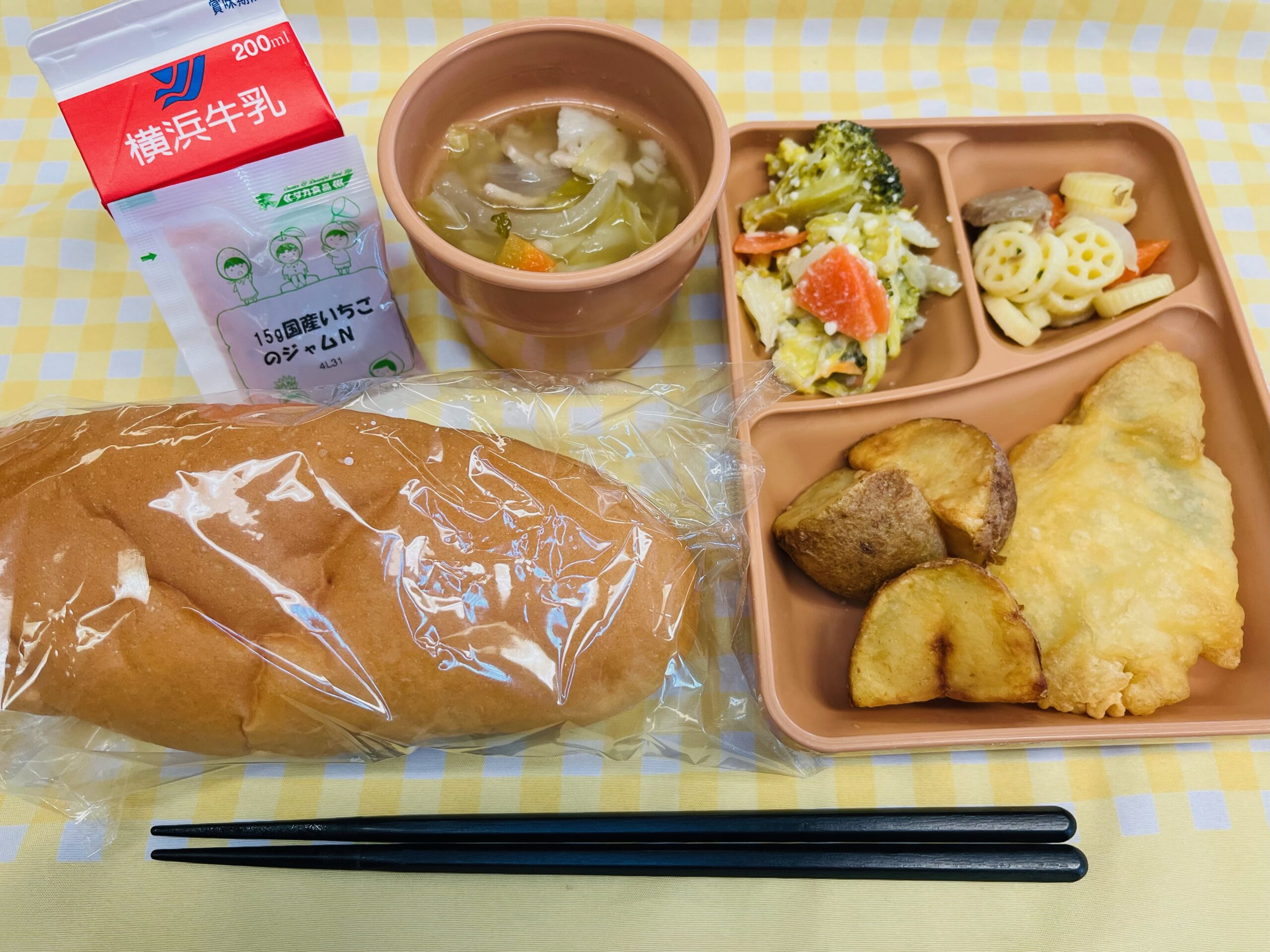 マカロニグラタンの献立！シーフードや野菜がたっぷり！人気のサブメニューも紹介HugKum はぐくむ