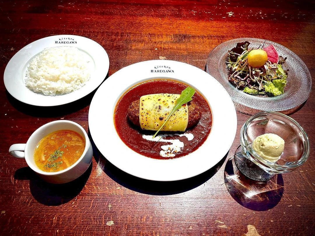 ハンバーグの献立！おしゃれで簡単な副菜や主食 パスタ・ご飯 のレシピ30選ネスレ日本 製品情報サイト