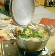 塚田農場』と日本相撲協会がまさかのコラボ！ 現役親方が考案した本場のちゃんこ鍋とは？ – ページ 2 – 食楽web