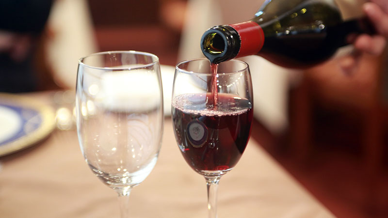 高級感のある色の組み合わせ ワインレッド カラーコードのrgbカラーパレット グラデーションイメージWebブランディングでホームページをデザインWebブランディングラボ