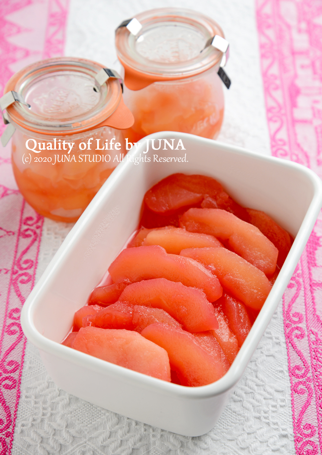 りんごのコンポート、優しい色に仕上がりましたうちのごはん、時々猫