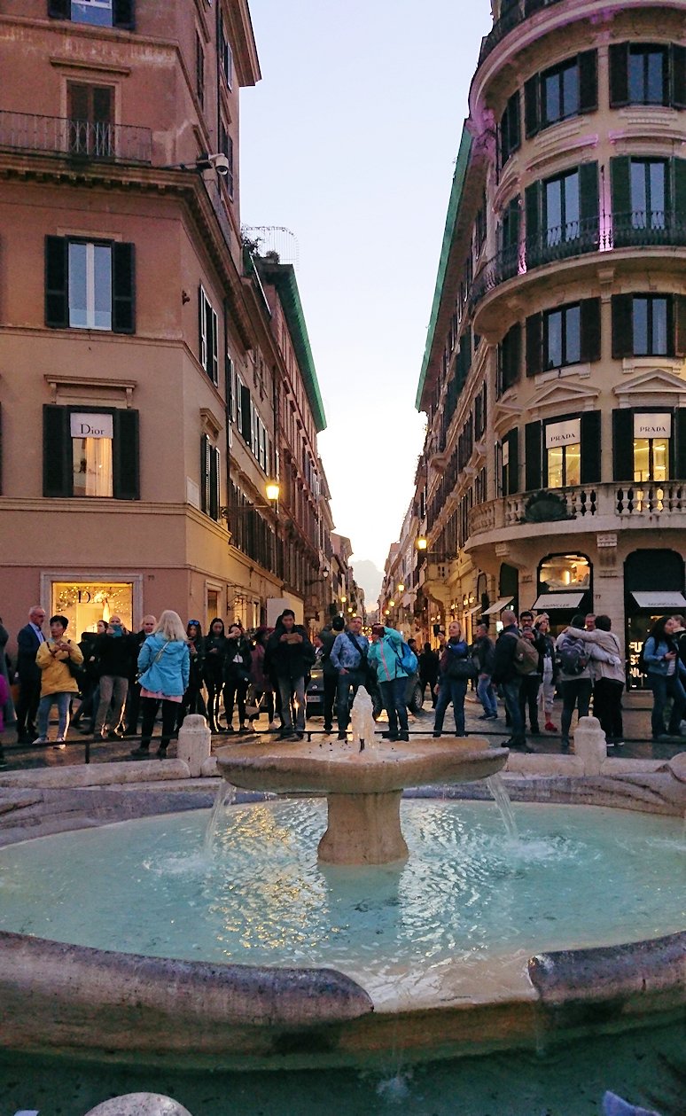 スペイン広場でジェラートを食す : JALグローバルクラブへの道2014-2018