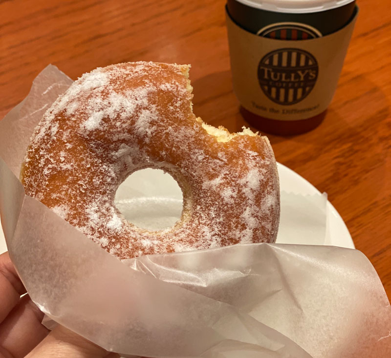 食パンに塗って焼くだけ！サクサク食感で甘～い「メロンパントースト」の作り方おうちごはん