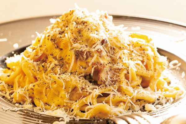 パルミジャーノ パスタ