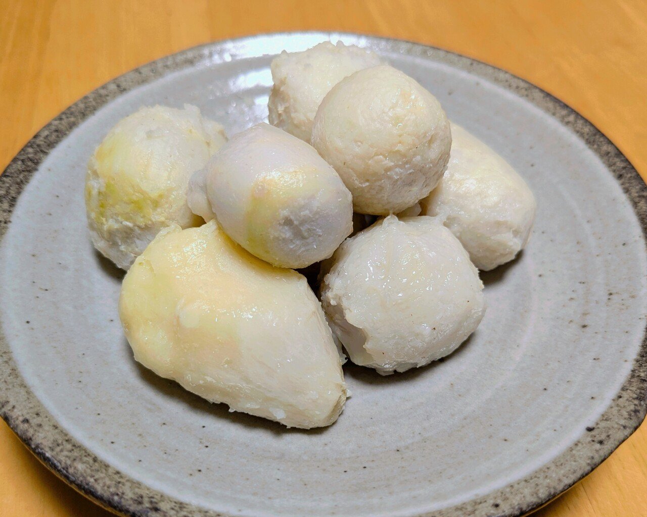 皮付きのまま茹でて、つるん！ 簡単な里芋の剥き方に「これはやるっきゃない」 – grapeグレイプ