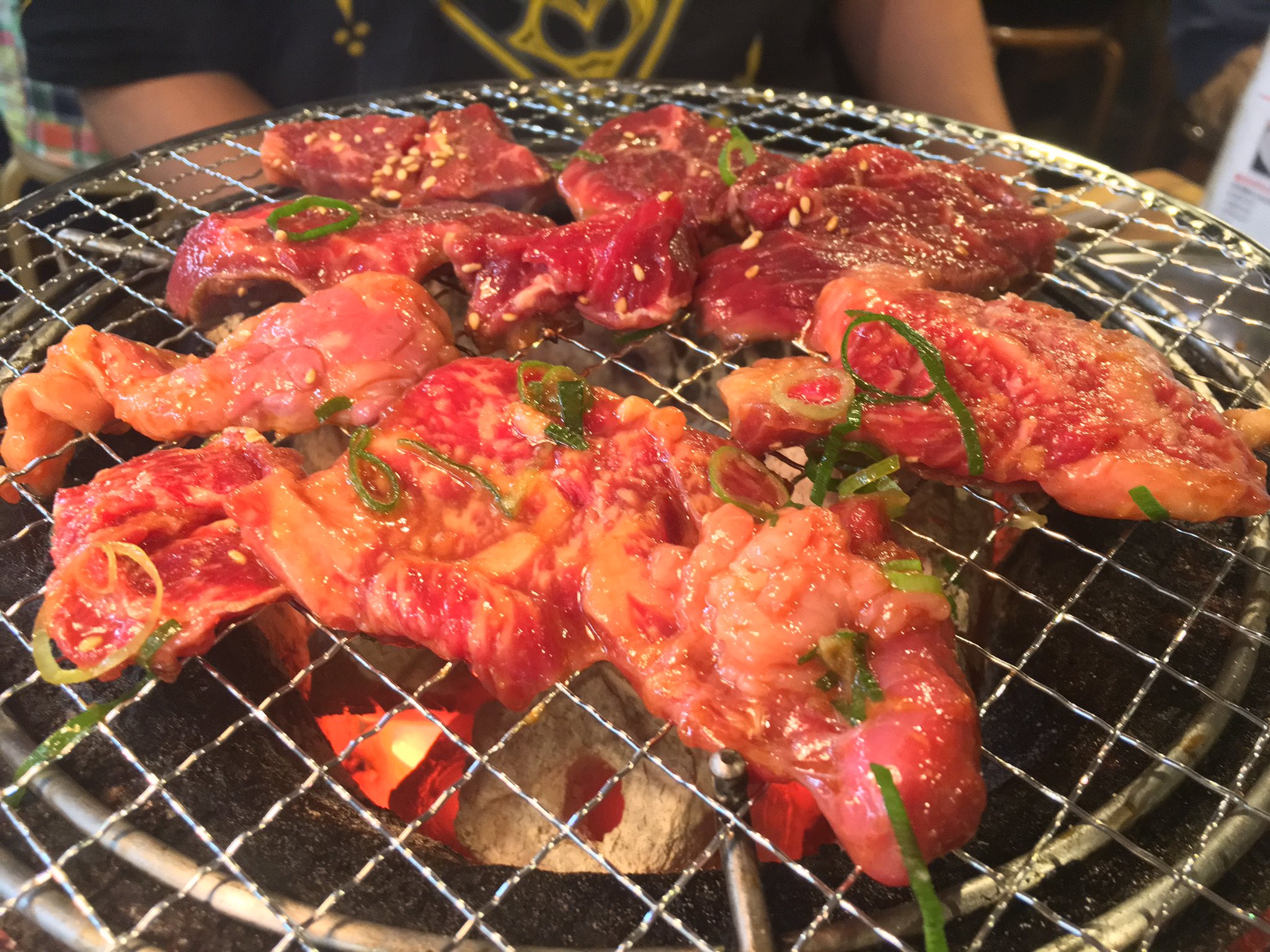 飯テロゲーム『勇者の飯』チーズinハンバーグ・焼き鳥・ふわふわのハニトーなど、君の食欲を刺激する料理で腹ペコになろう！インサイド