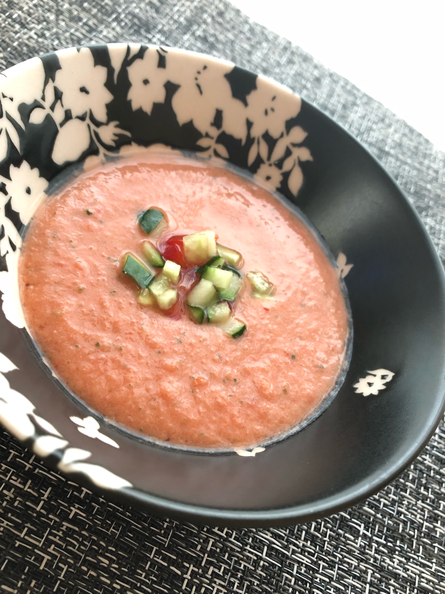 夏にぴったり！栄養たっぷりガスパチョの作り方 本場スペインの冷製トマトスープレシピ How To Make Classic SpanishGazpacho Soup At Home