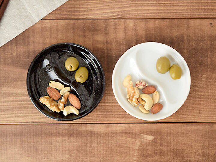 Amazon唐草 染付 小皿 13cm 漬物皿 お皿 薬味皿 醤油皿 取り皿 副菜皿 お菓子皿 おつまみ皿 プレート 藍染 蕎麦 カフェ風おしゃれ 和モダン 和柄 和風 業務用 美濃焼 日本製ライフスタイルアイランド小皿