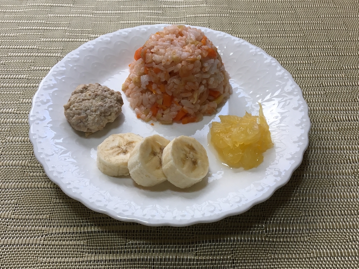 離乳食 ぶんぶんチョッパー 鮭と豆腐のミニハンバーグ