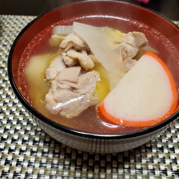 具材たっぷり関東風お雑煮