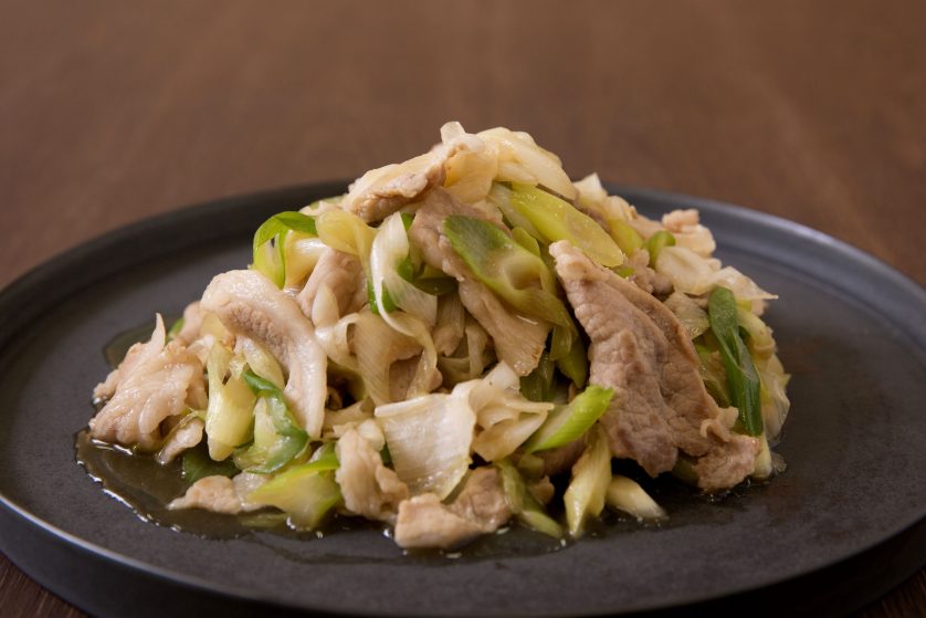 すき焼のたれで簡単煮豚ヤオコーレシピ by Cooking Support