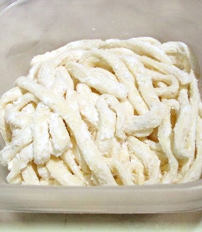 小麦粉と塩と水だけ！おいしい釜玉うどんの作り方教えます。香川の行列うどん店「よしや」山下義高