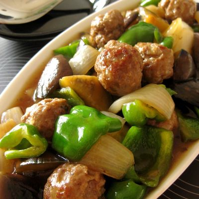 なすとピーマンの酢豚風炒め 豚こまでお手軽！揚げない酢豚♪