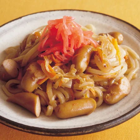 簡単10分で味が決まる！ソース焼きうどんのレシピ