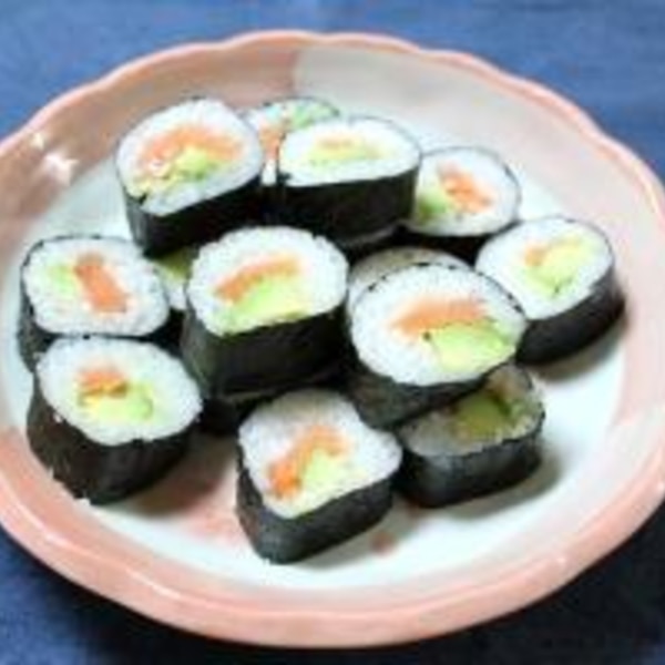 カルフォルニアロール 写真素材1690546- フォトライブラリ