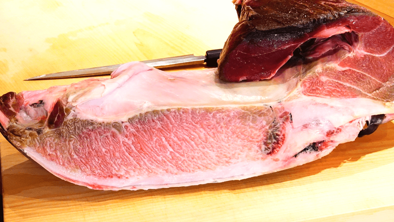 究極の節約レシピ!?「マグロの血合い」の食べ方を徹底紹介！ - macaroni