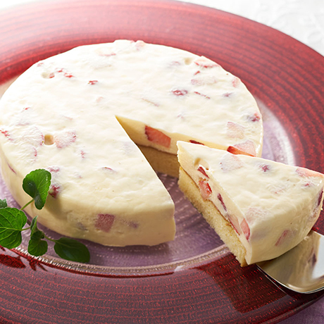 イチゴのふるふるババロア