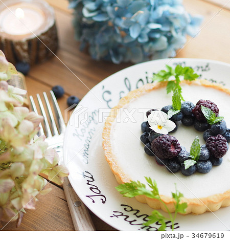 三層が美しい！ブルーベリーとクリームチーズの美味しいハーモニー♪ブルーベリーレアチーズケーキ 動画あり