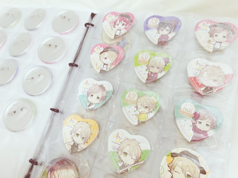 オタクグッズ収納① セリア 缶バッジ・ミニ色紙・カード・クリアホルダー収納「片づけ」でもっと暮らし楽しむ♪