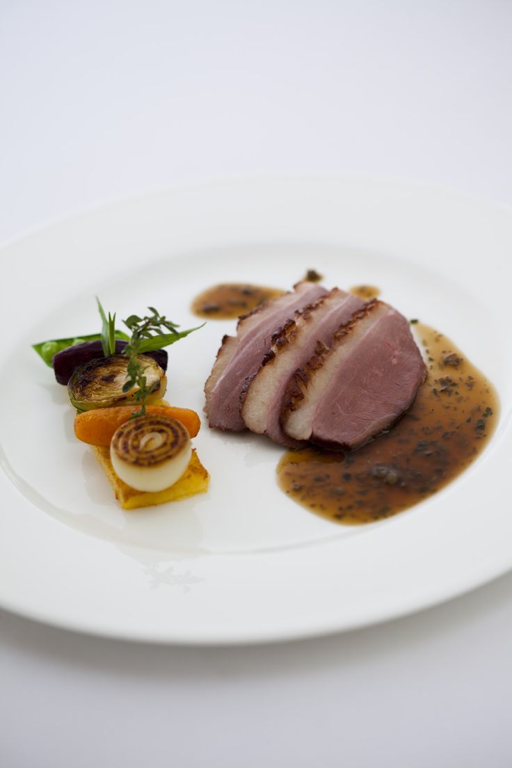 お肉のロースト 約300g～子羊、鴨胸肉、県産牛、ビアンカ豚など