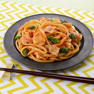 ストウブホットプレートで焼きうどんストウブストウ部staubホットプレート焼きうどんスキレット かおりんSnapdish スナップディッシュID:8DXTya