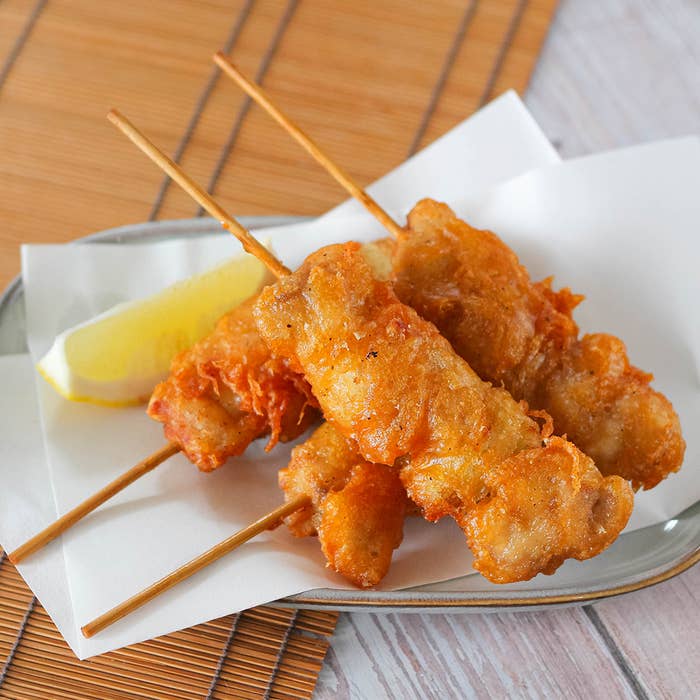 焼鳥をスタイリッシュに魅せるSOBOKAIの器 :: Presentation for Restaurant :: マルミツウェブストア