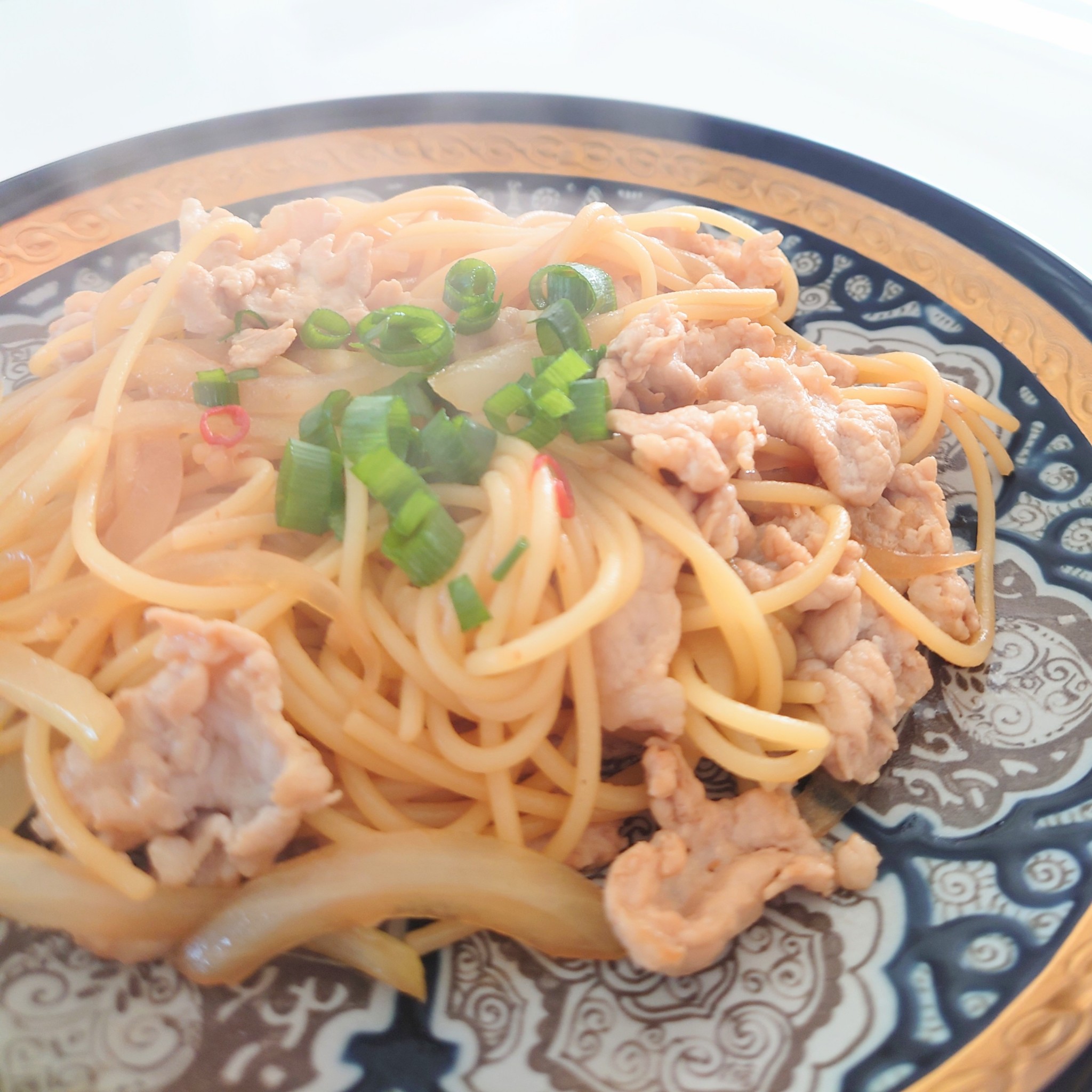 豚バラのパスタ 極旨やみつき♪テイスト別人気レシピ30選の人気レシピ・作り方デリッシュキッチン