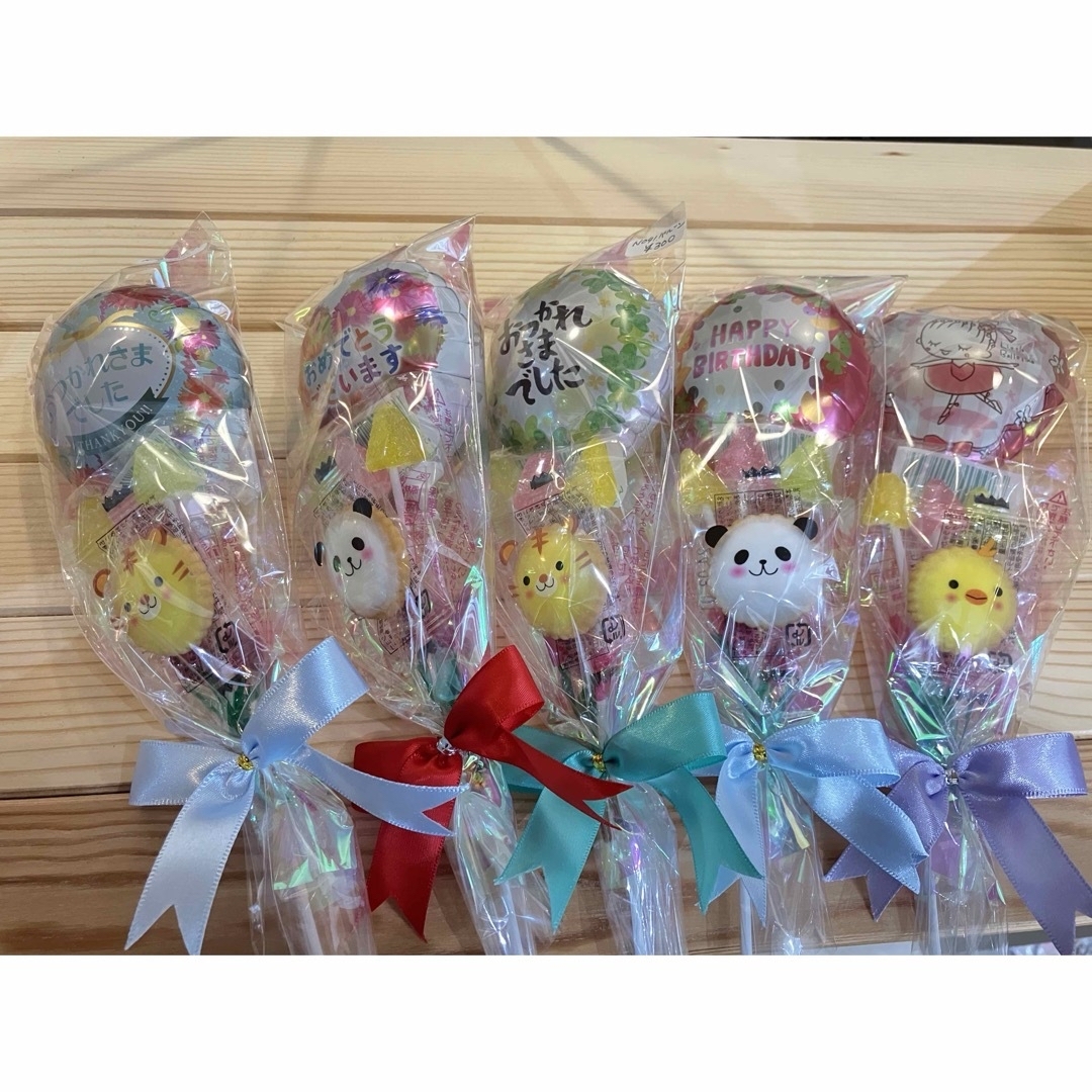 結婚式でのリングガール、リングボーイ、出席してくれるお子様へのお菓子ブーケです😊💐 御結婚おめでとうございます👏✨オーダーありがとうございました♥️キャンディブーケバルーンブーケぬいぐるみブーケプレゼントプチギフト誕生日プレゼント開店祝い