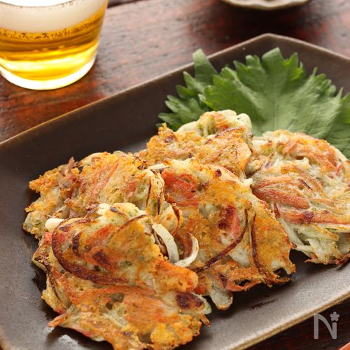 簡単おつまみ。カニカマチーズのパリパリ揚げ