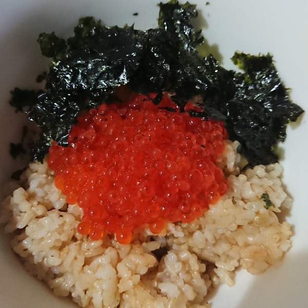 いくらの醤油漬けの作り方を解説！漬け汁のレシピや余ったときの美味しい食べ方も紹介魚介類虎ノ門コラム