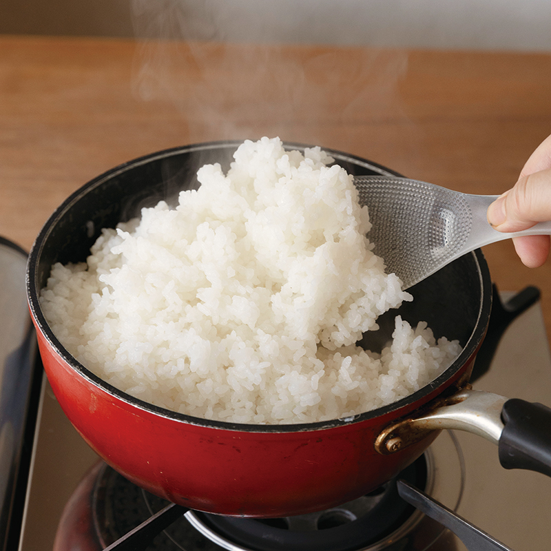 氷でご飯をふっくら炊くワザ - 顔が見える食品