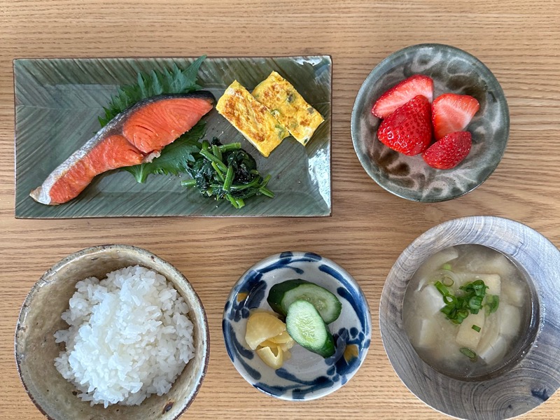 異国のようなおしゃれな朝を金沢で 「ビストロひらみぱん」のモーニングるるぶ&more