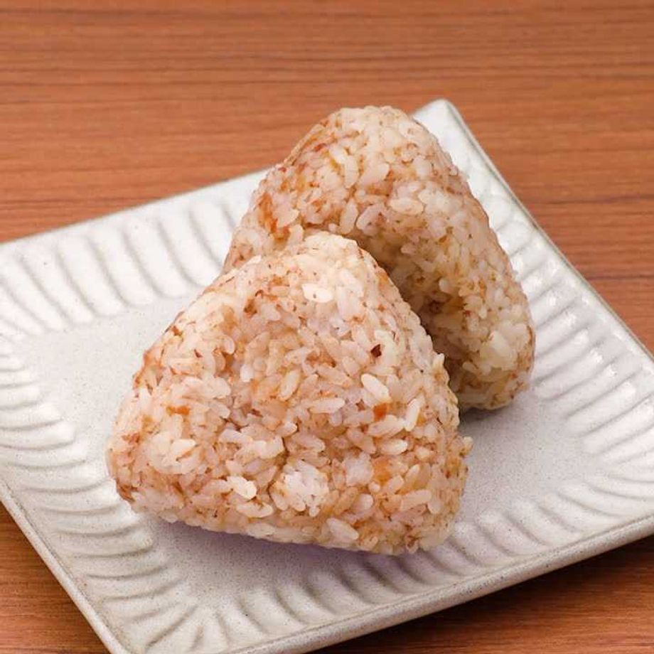 混ぜるだけで贅沢な味！「梅おにぎり」アレンジ日々おにぎり 毎日のおにぎりアレンジ集